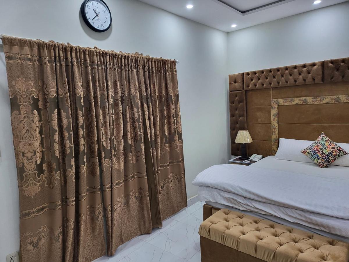 Relax Inn Лахор Экстерьер фото