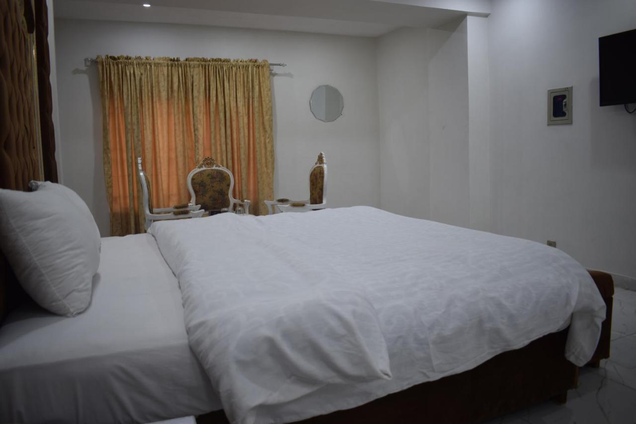 Relax Inn Лахор Экстерьер фото