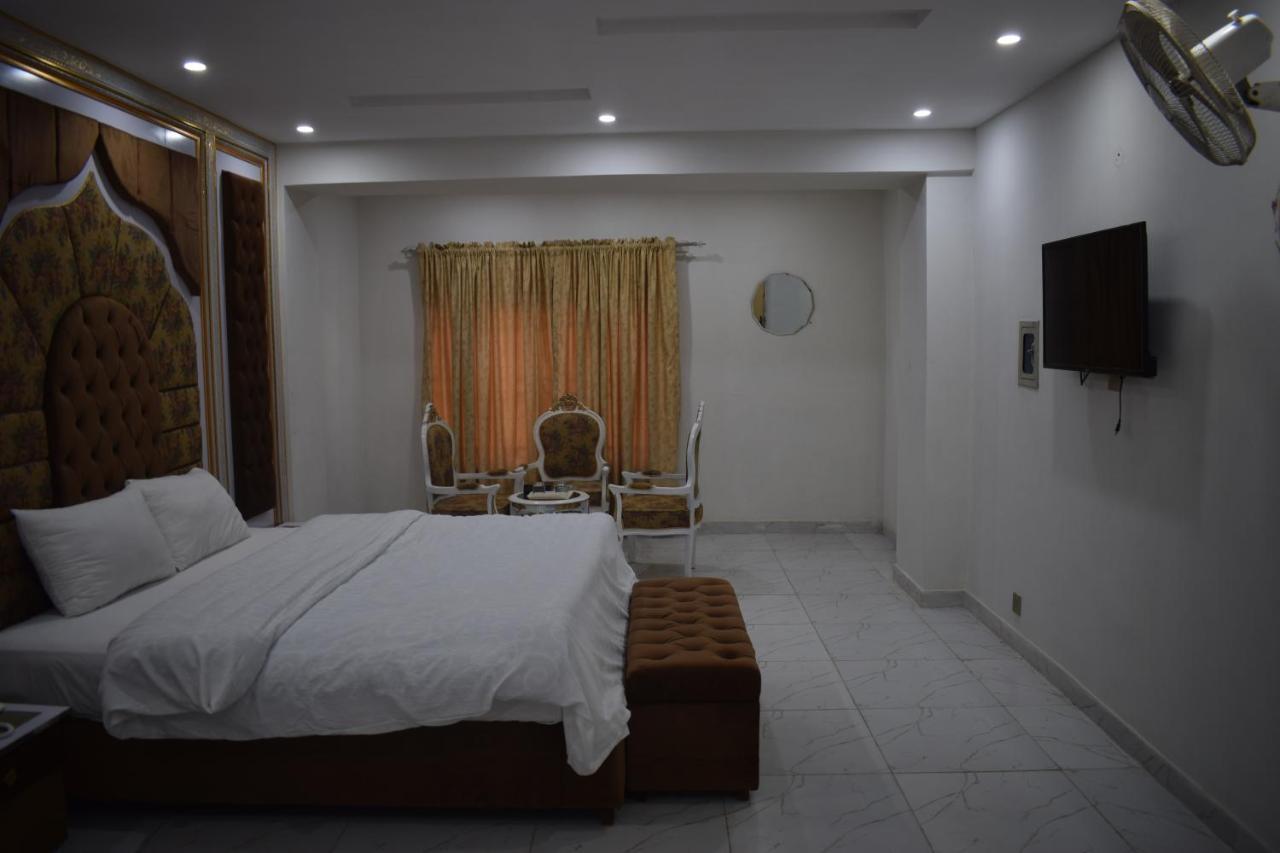 Relax Inn Лахор Экстерьер фото