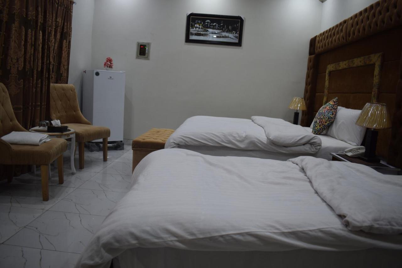 Relax Inn Лахор Экстерьер фото